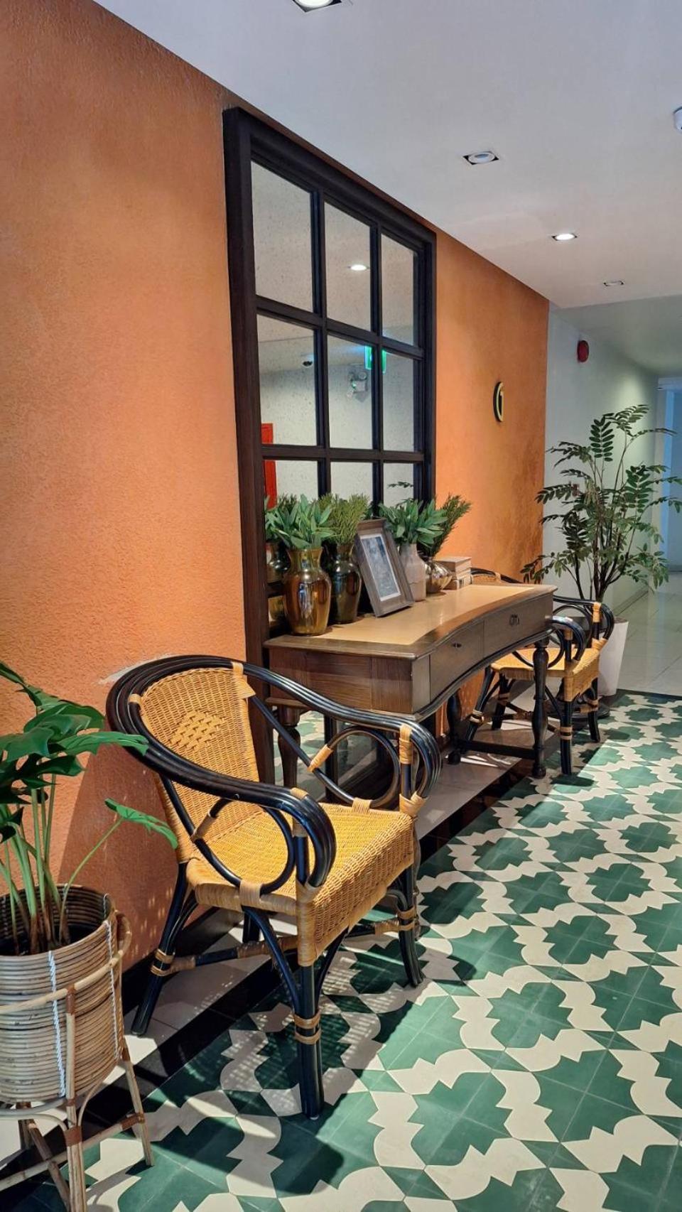 La Habana Condo By Nichahome Hua Hin Exterior photo
